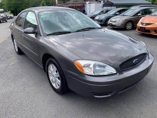2005 Ford Taurus SEL