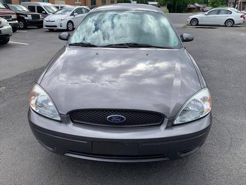 2005 Ford Taurus SEL