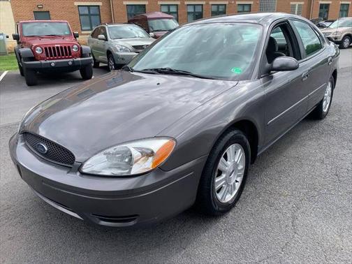 2005 Ford Taurus SEL