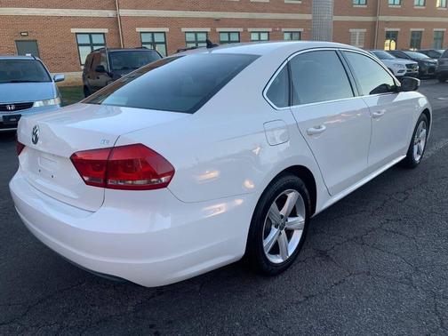 2014 Volkswagen Passat 2.5L SE