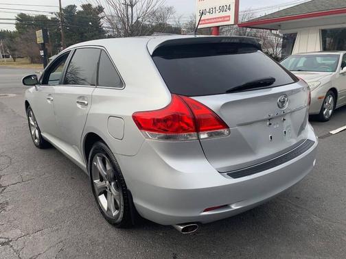 2011 Toyota Venza Base