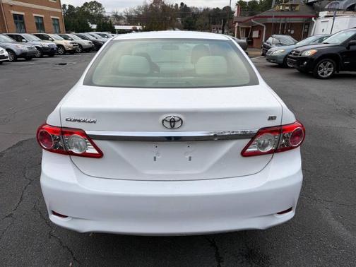 2011 Toyota Corolla LE
