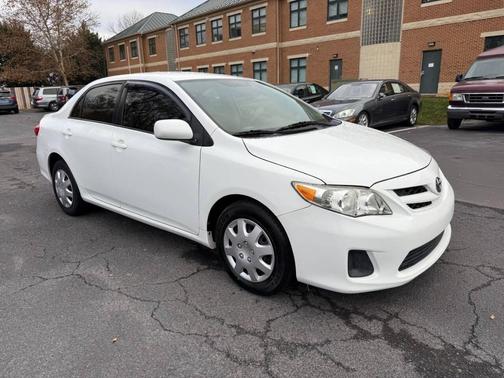 2011 Toyota Corolla LE