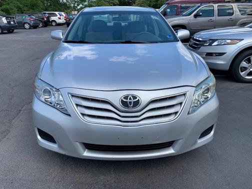 Classic Silver Metallic 2010 Toyota Camry LE