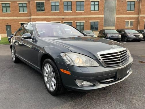 Gray 2007 Mercedes-Benz S-Class S 550 4dr Sedan