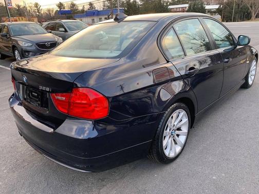 2009 BMW 328 328i 4dr Sedan