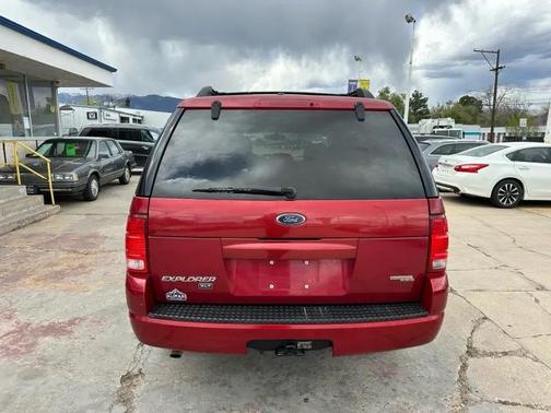 2005 Ford Explorer XLT