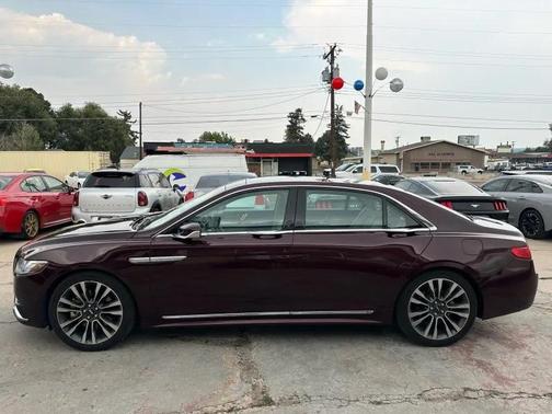 2019 Lincoln Continental Select