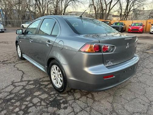 2012 Mitsubishi Lancer SE