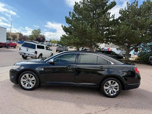 2010 Ford Taurus Limited