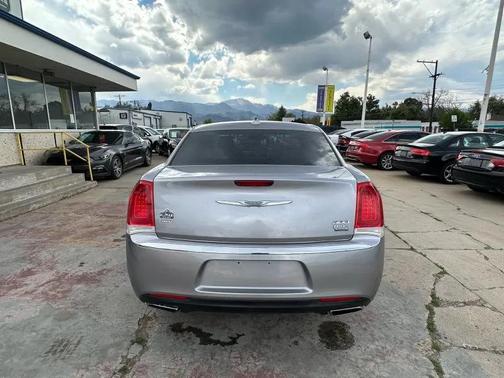 Billet Silver Metallic Clearcoat 2017 Chrysler 300 Limited