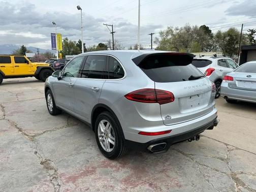 Rhodium Silver Metallic 2017 Porsche Cayenne Cayenne