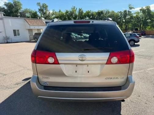 2006 Toyota Sienna LE
