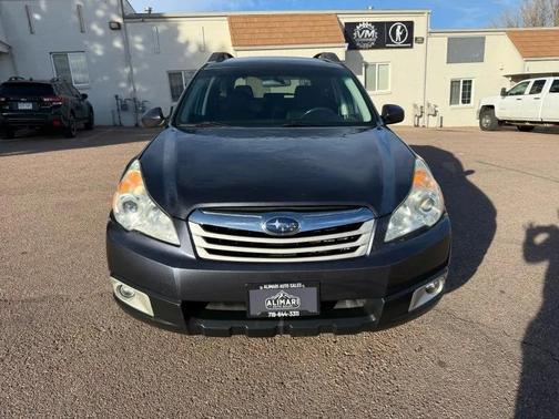 2010 Subaru Outback 2.5 i Premium
