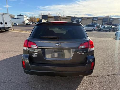 2010 Subaru Outback 2.5 i Premium