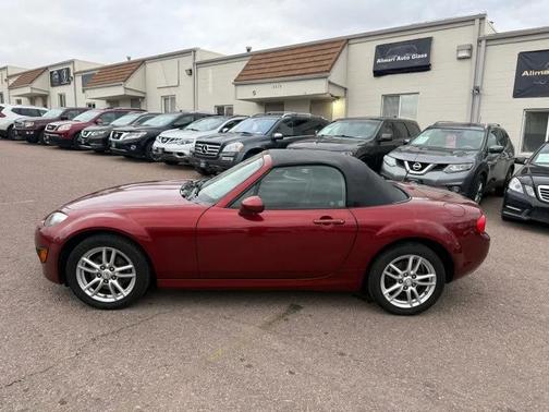 2010 Mazda MX-5 Miata Sport