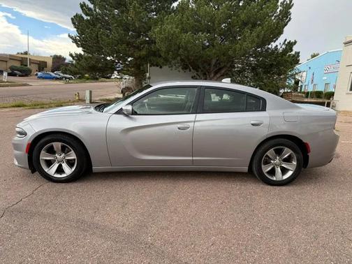 2017 Dodge Charger SXT