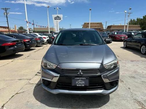 Mercury Gray Metallic 2017 Mitsubishi Outlander Sport 2.0 LE