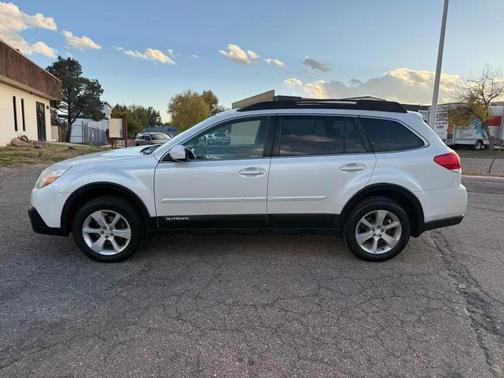 2014 Subaru Outback 2.5i Premium