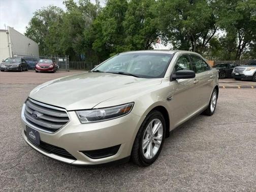 2018 Ford Taurus SE