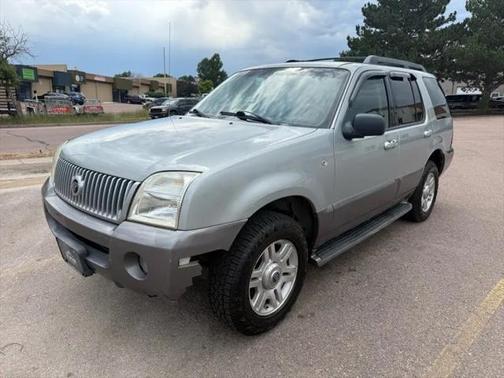 2005 Mercury Mountaineer Luxury