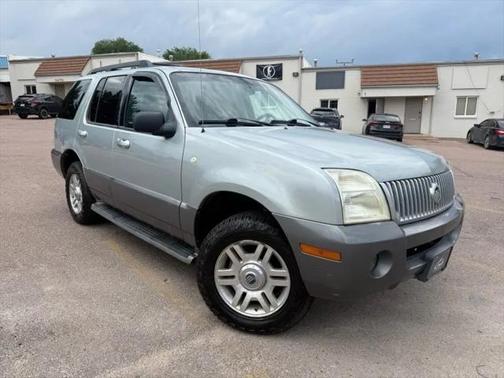 2005 Mercury Mountaineer Luxury
