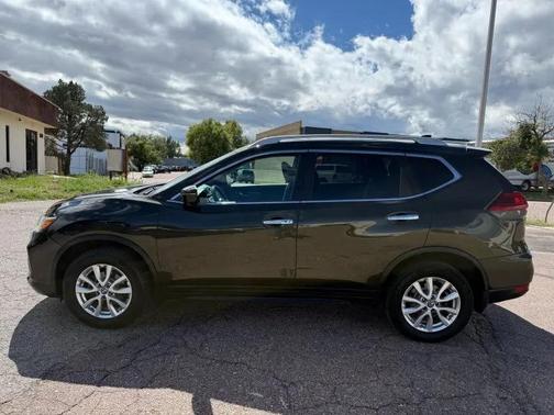 2017 Nissan Rogue SV