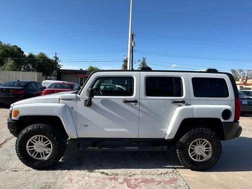 2009 Hummer H3 Base