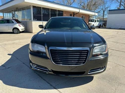 Gloss Black 2014 Chrysler 300 S