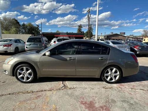 2004 Nissan Maxima SE
