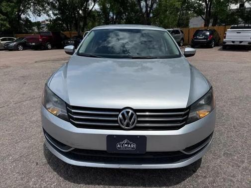 2014 Volkswagen Passat 1.8T Auto SE