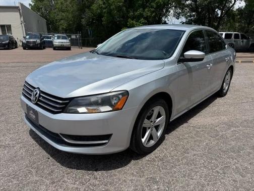 2014 Volkswagen Passat 1.8T Auto SE