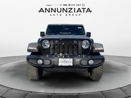 2021 Jeep Gladiator Sport