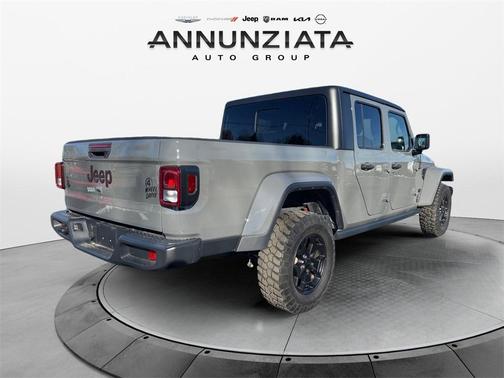2021 Jeep Gladiator Sport