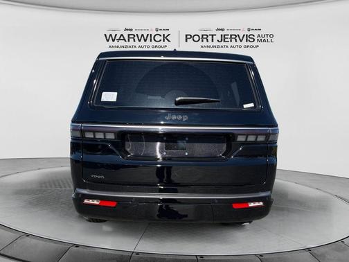 Gloss Black 2026 Jeep Grand Wagoneer Base
