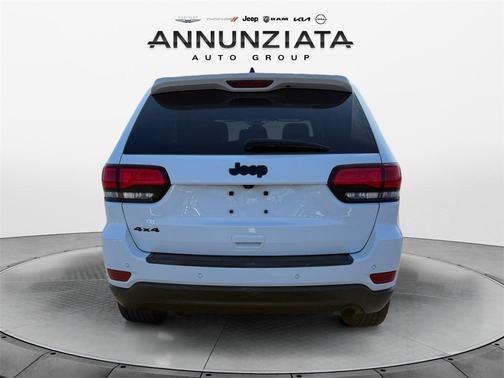 2019 Jeep Grand Cherokee Laredo