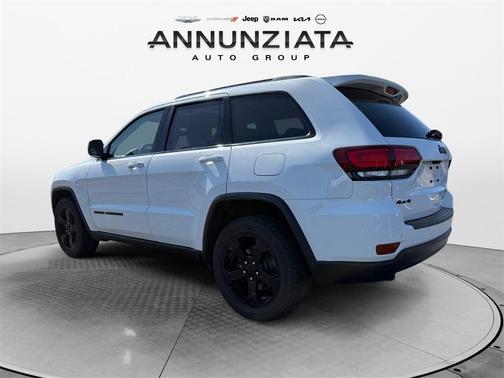 2019 Jeep Grand Cherokee Laredo