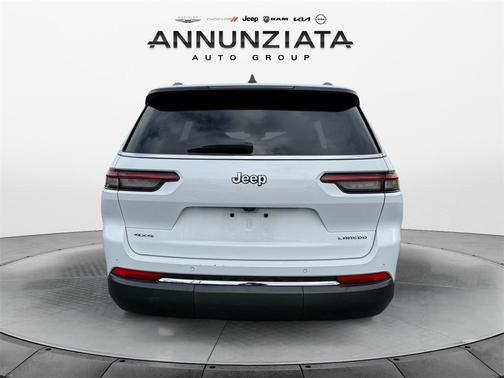 2024 Jeep Grand Cherokee L Laredo