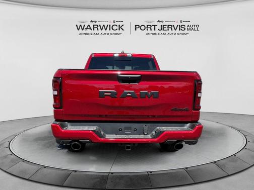Molten Red Pearlcoat 2026 RAM 1500 Express