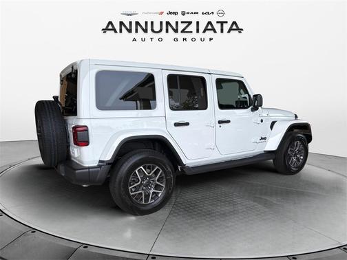 2025 Jeep Wrangler Sahara