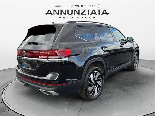 2025 Volkswagen Atlas 2.0T SE