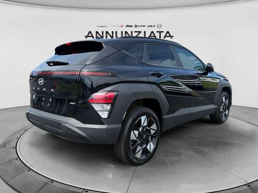 Abyss Black Pearl 2024 Hyundai KONA SEL