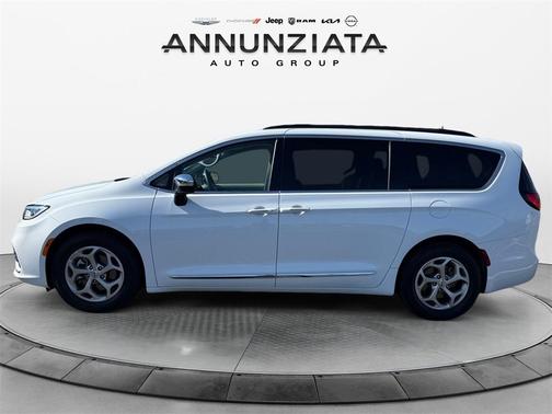 2023 Chrysler Pacifica Limited