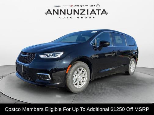 Diamond Black 2026 Chrysler Pacifica Select