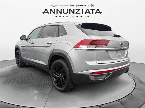 2022 Volkswagen Atlas Cross Sport 2.0T SE w/Technology