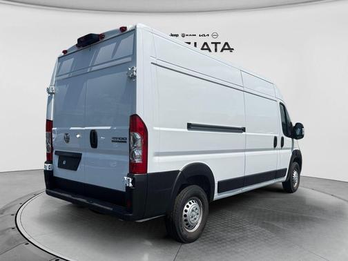 Bright White Clearcoat 2026 RAM ProMaster 2500 High Roof