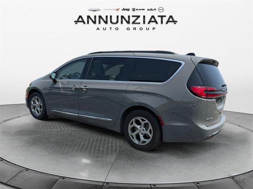 2023 Chrysler Pacifica Limited
