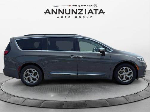 2023 Chrysler Pacifica Limited
