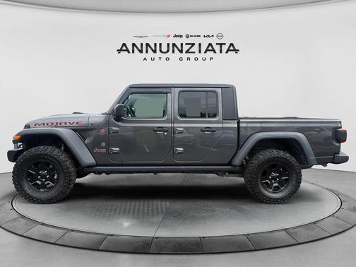 Granite Crystal Clearcoat Metallic 2022 Jeep Gladiator Mojave