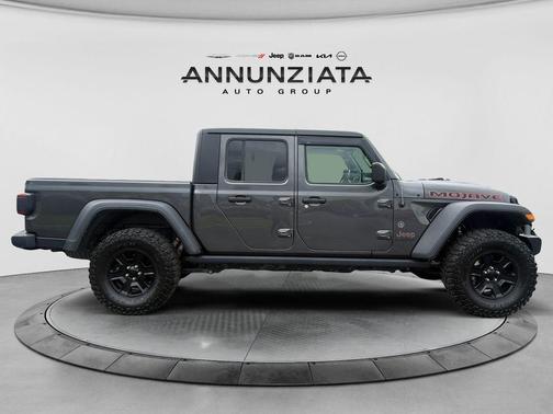 Granite Crystal Clearcoat Metallic 2022 Jeep Gladiator Mojave